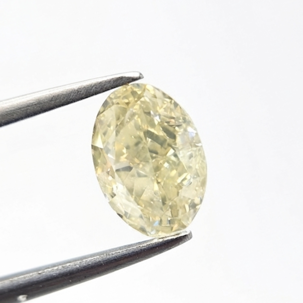 (Tc409) Natural Fancy Light Yellow SI2 Clarity Oval Shape GIA Certified Diamond