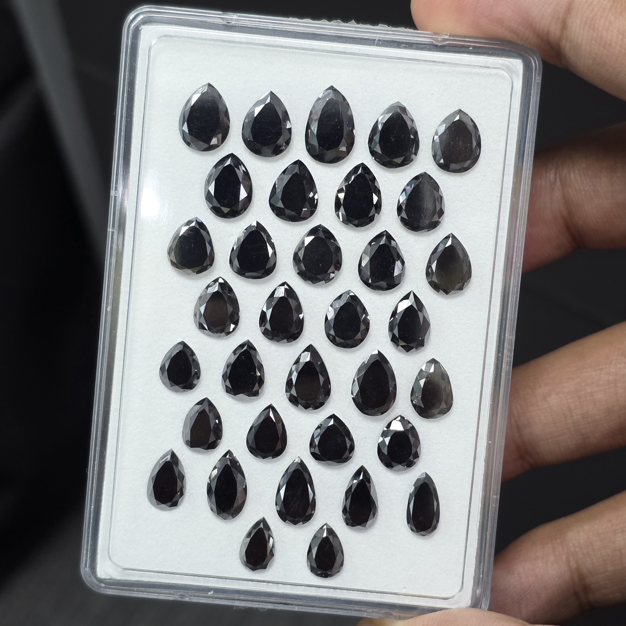 (H20-B1)Fancy Black color mix size Pear Shape Black Diamonds