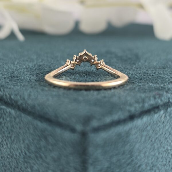 Round Salt and Pepper Diamond Band with Natural Charm