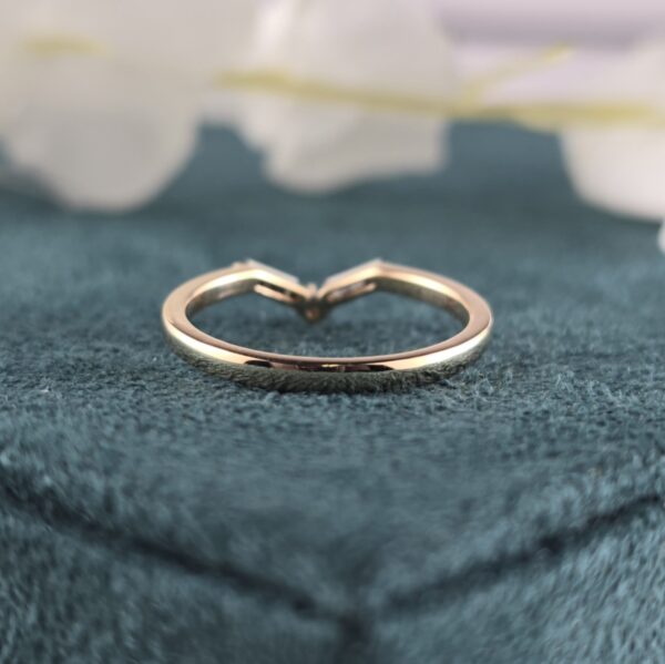 Edgy Elegance: Round and Baguette Salt and Pepper Diamond Band