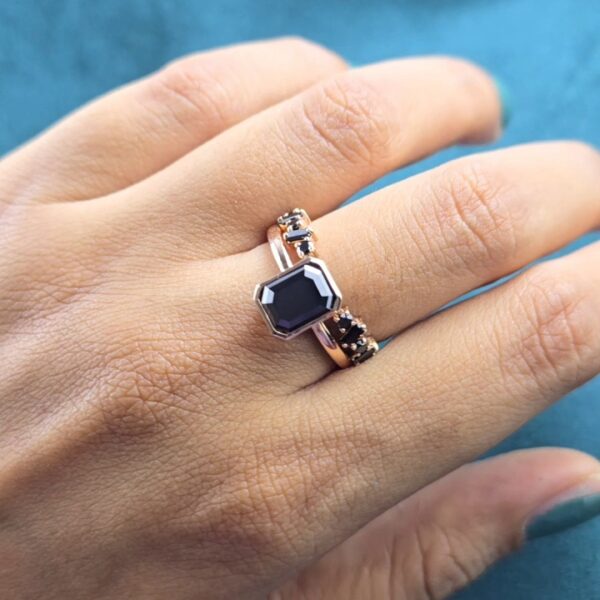Make a Bold Promise with the Emrald and Chowki Black Diamond Wedding Ring