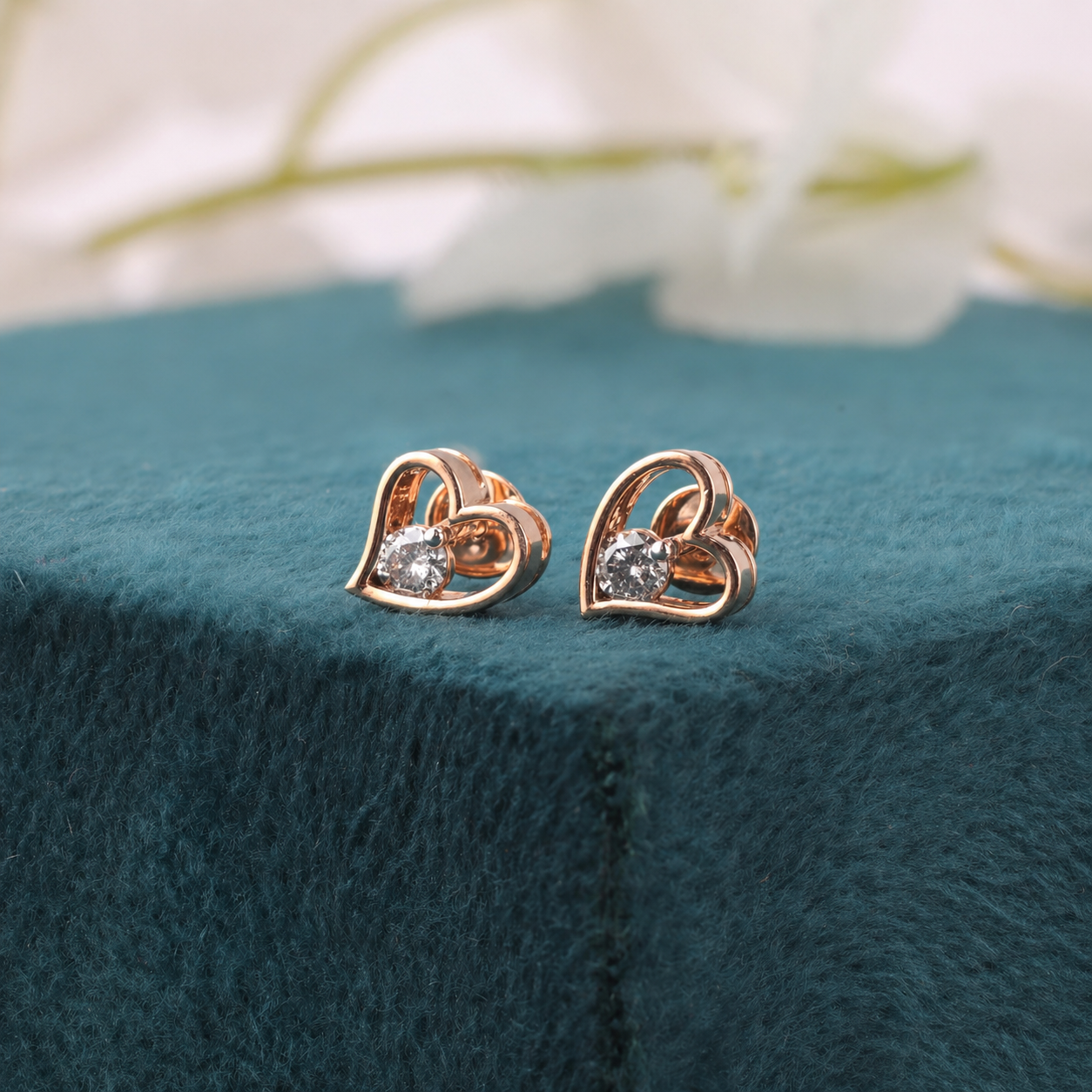 Heart-Shaped Diamond Stud Earrings – Rose Gold Delicate Design