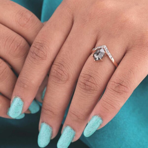 Hexagon Salt and Pepper Diamond Ring – Chevron Diamond Band in Rose Gold