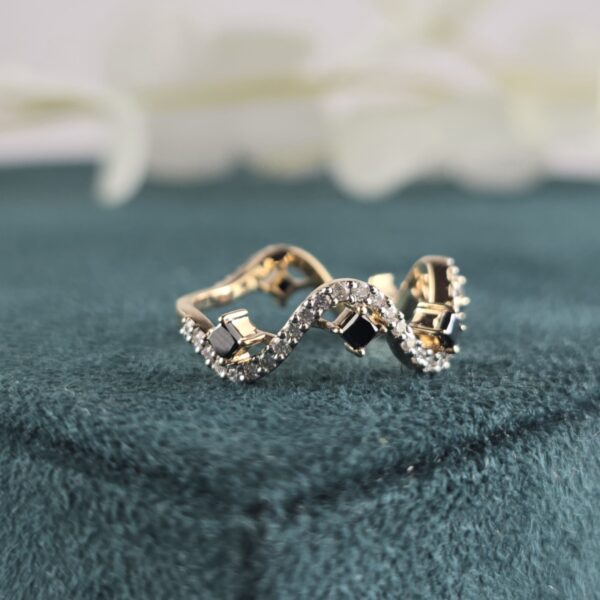Bold Meets Brilliant – Princess Black and Round White Diamond Ring