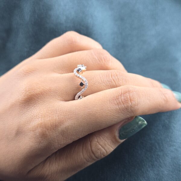 Bold Meets Brilliant – Princess Black and Round White Diamond Ring