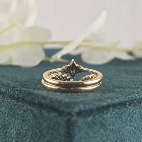 Edgy Meets Elegant – Kite and Round Diamond Ring