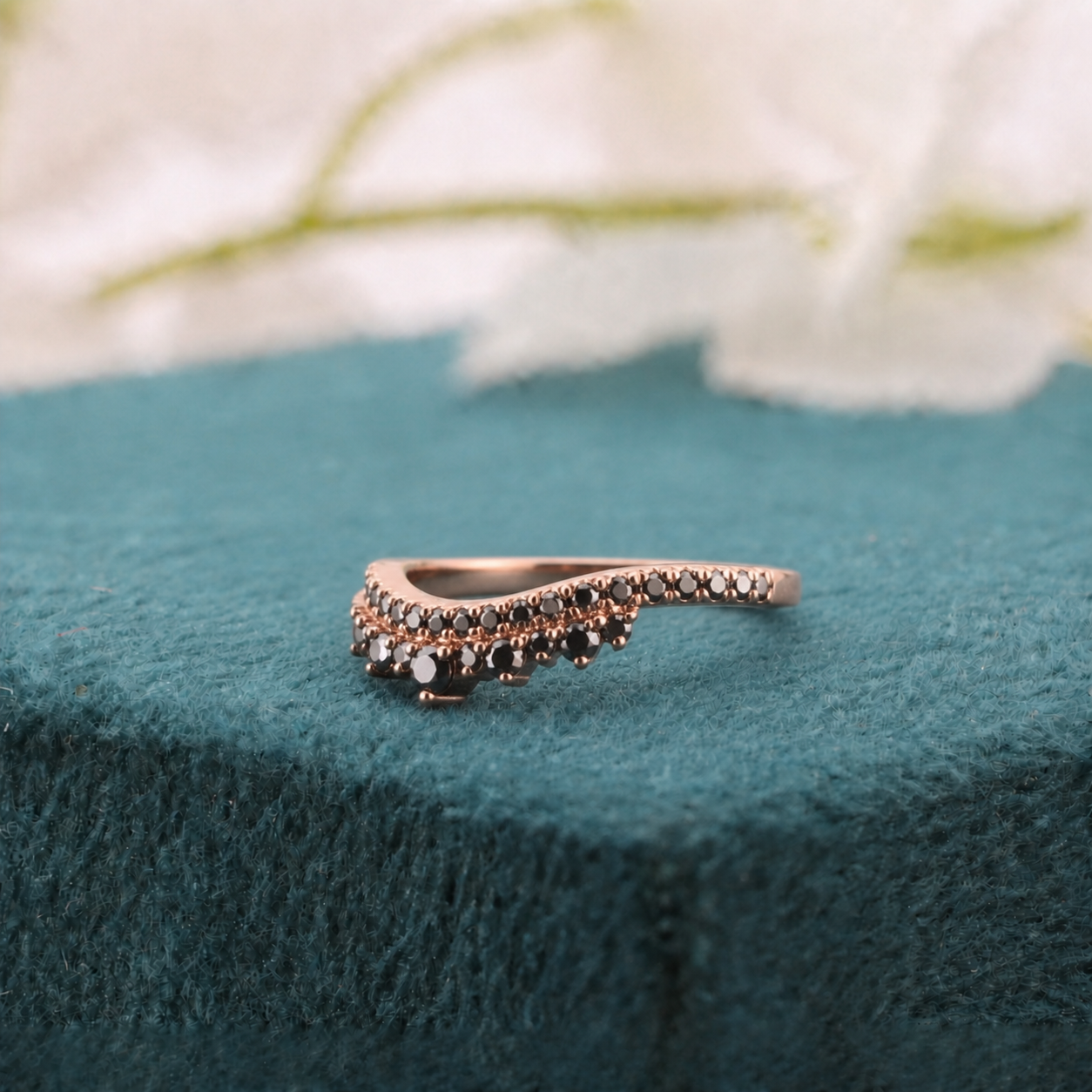 Fierce & Elegant – Round Black Diamond Ring That Redefines Classic Style