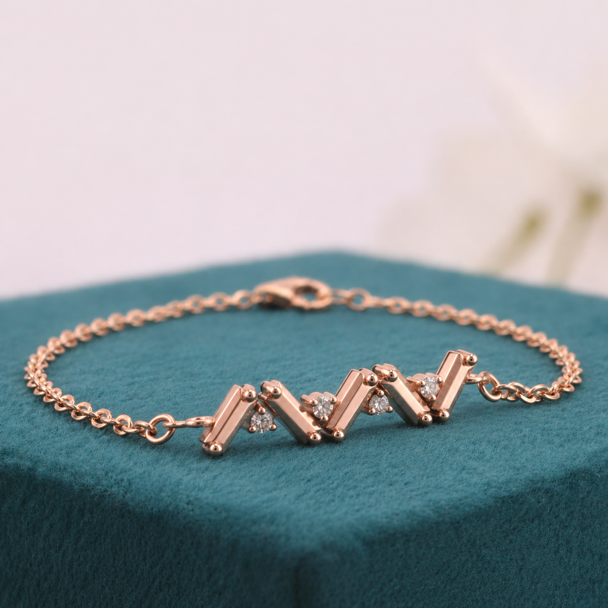 Geometric Diamond Bracelet in Rose Gold – Modern Zigzag Design