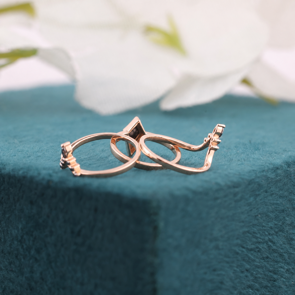 Modern Black Diamond Wedding Ring in Gold – Unique Kite-Cut Alternative Bridal Ring
