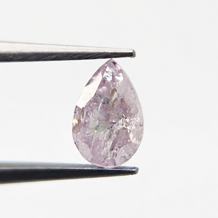 1.01 CT Pear Shape Fancy Light Pink Natural Diamond