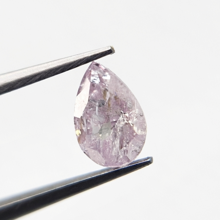 1.01 CT Pear Shape Fancy Light Pink Natural Diamond