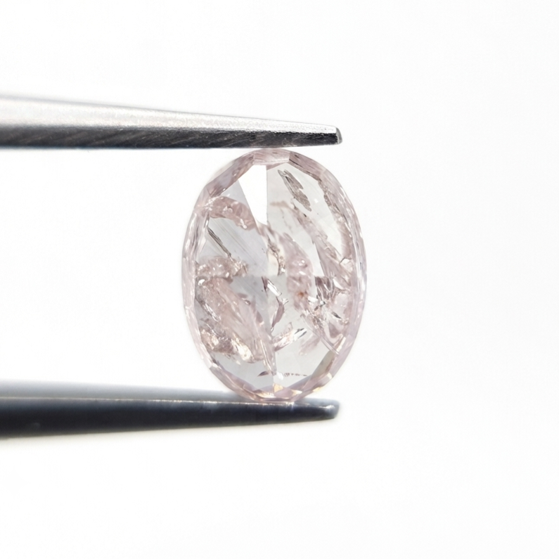 1.01 CT Oval Cut Fancy Light Pink Natural Diamond