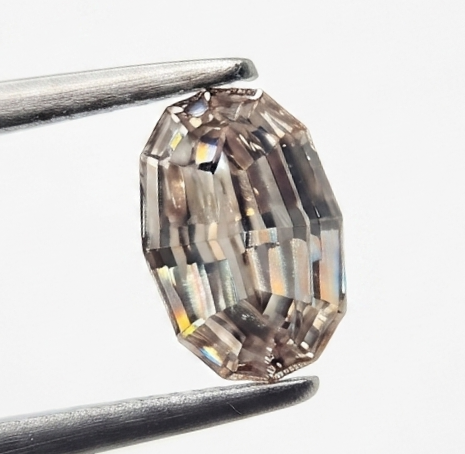 0.55 Ct Natural Light Brown Oval Shape Step Cut Loose Diamond for Fine Custom Jewelry