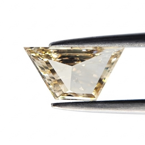 1.00 Carat Natural Champagne Trapezoid Cut Diamond | Unique Fancy Color Loose Diamond for Custom Fine Jewelry