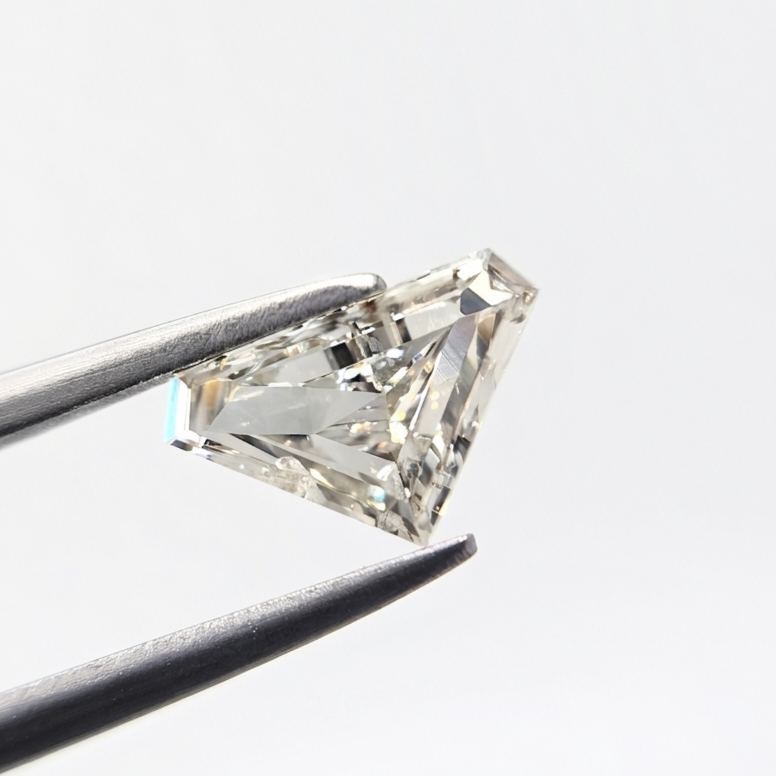 1.00 Carat Natural H-I Color Shield Shape Diamond | Unique Fancy Cut Loose Diamond for Custom Fine Jewelry